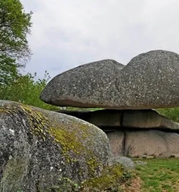 Visite guidée des Pierres Jaumâtres