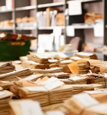 Visite commentée du dépôt des Archives départementales