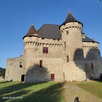 Découvrez le rez-de-chaussée du château de Pontarion