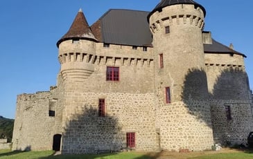 Découvrez le rez-de-chaussée du château de Pontarion